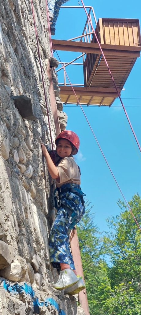 tabara de vara cercetasi
foto brigada 2 vanatori de munte sarmizegetusa