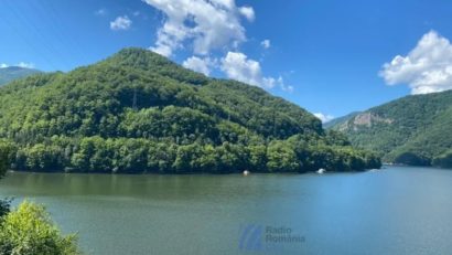 CLUJ: Tabără pentru ecologizarea Lacului Tarnița, la începutul lunii iulie