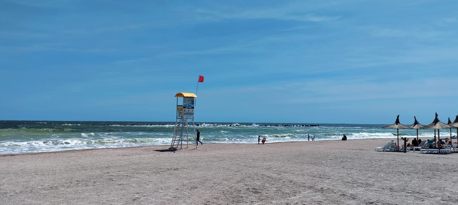 Atenție! Pe litoral, sunt zone unde se formează curenți extrem de periculoși!