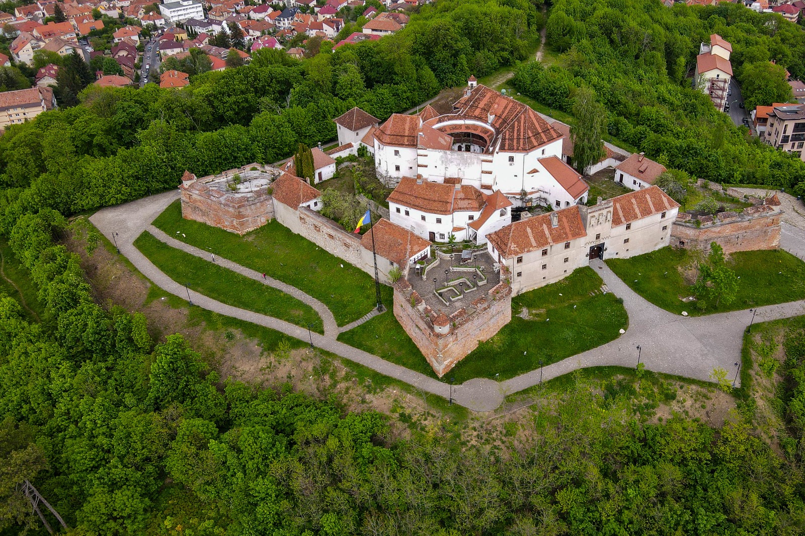 Cetățuia Brașovului va putea fi vizitată doar două zile