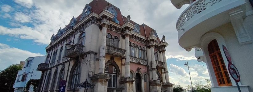O nouă ediție a turului cultural ghidat ”Case celebre din Constanța veche”, în orașul de la malul mării