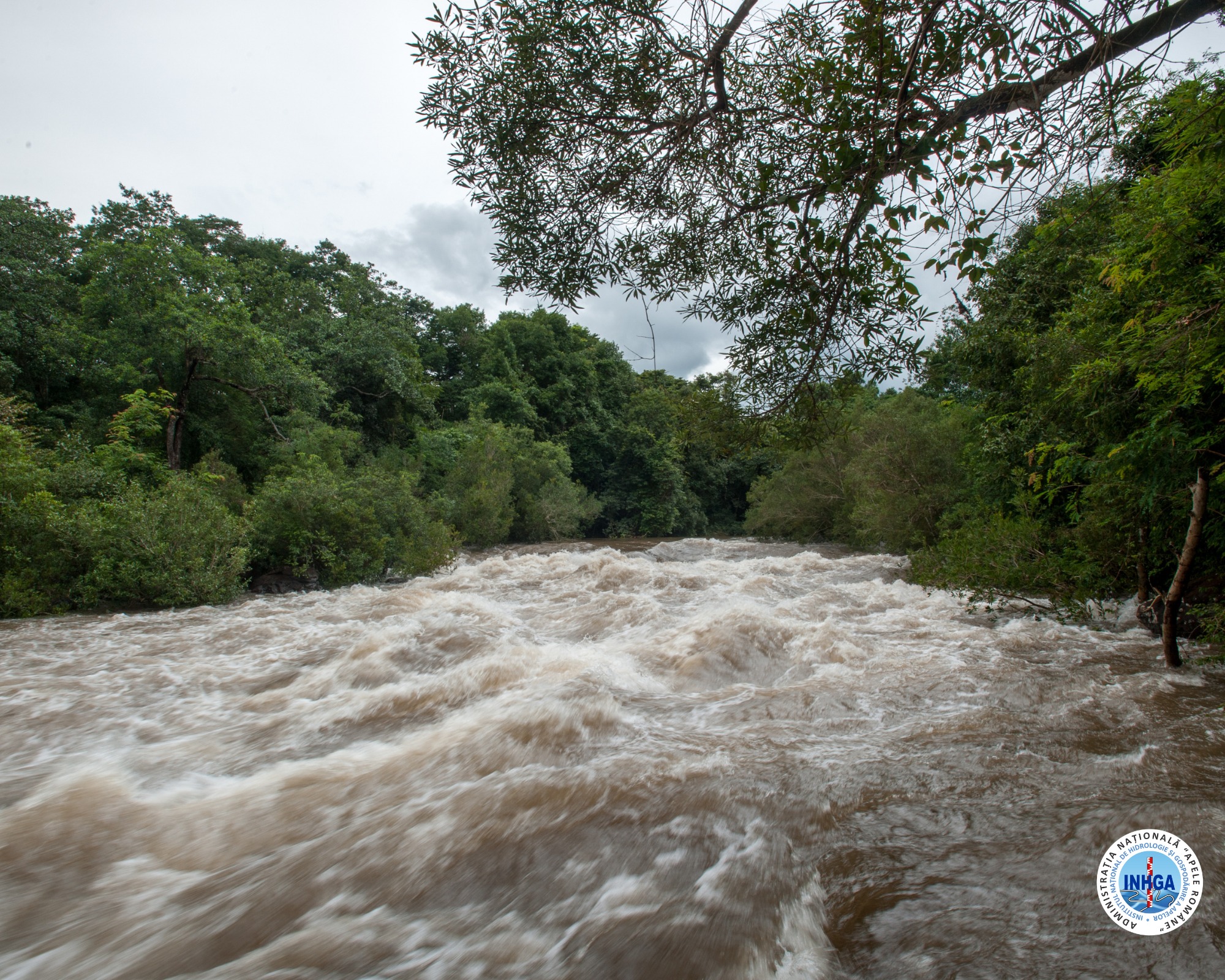 Risc de inundații pe râuri din Dobrogea - Radio Vacanța
