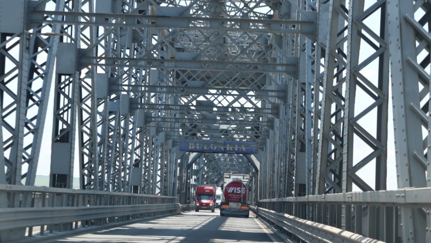 După încheierea reparațiilor, traficul a revenit la normal pe Podul Prieteniei