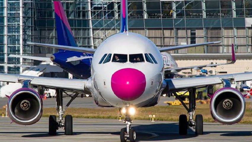 Compania Wizz Air, „nevoită” să anuleze zboruri spre și dinspre Italia