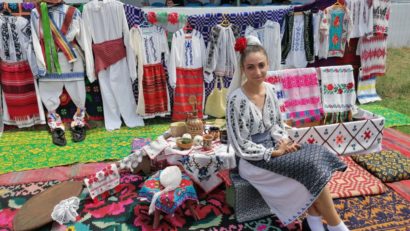 ”Târgul Fetelor de la Cotenița”, sărbătoare unică în Oltenia