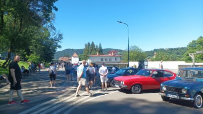 „Bătrânele doamne” din Brașov au poposit pe Aleea de sub Tâmpa