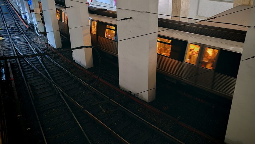 BUCUREȘTI: Circulația metroului, îngreunată de o defecțiune
