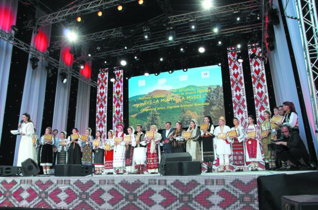 ARGEȘ: Festivalul – Concurs de muzică populară ”Sus la munte, la Muscel”, ediția a X-a