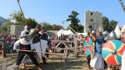 MEHEDINȚI: Începe Festivalul Medieval al Cetăţii Severinului, ediția a VII-a