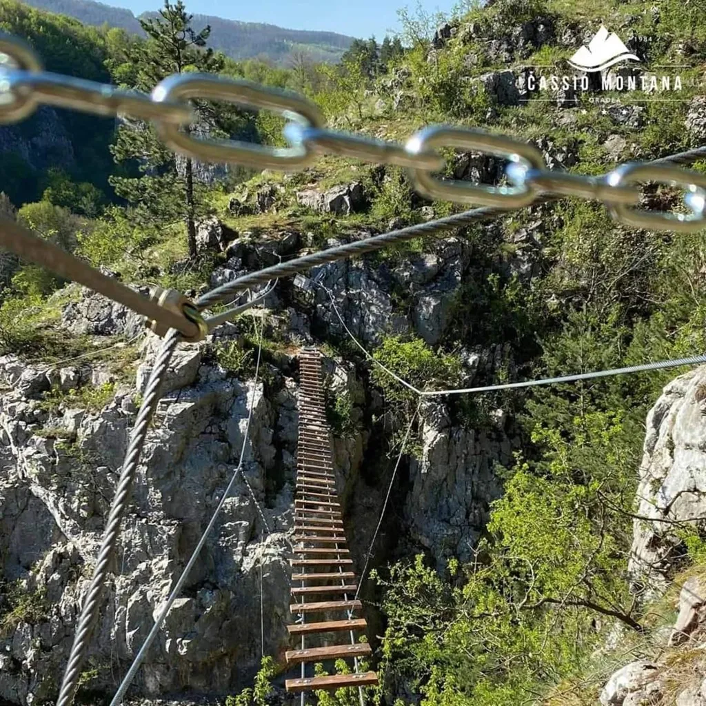 Traseu nou de via ferrata, la Șuncuiuș