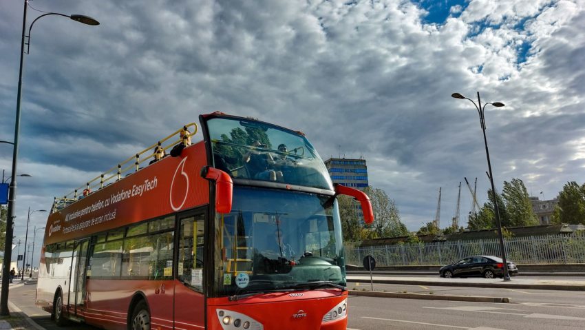 Autobuzele City Tour ajung la obiectivul turistic ,,Cuibul Reginei” din Portul Constanţa