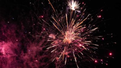 Revelion în stradă fără foc de artificii la Târgu Mureș