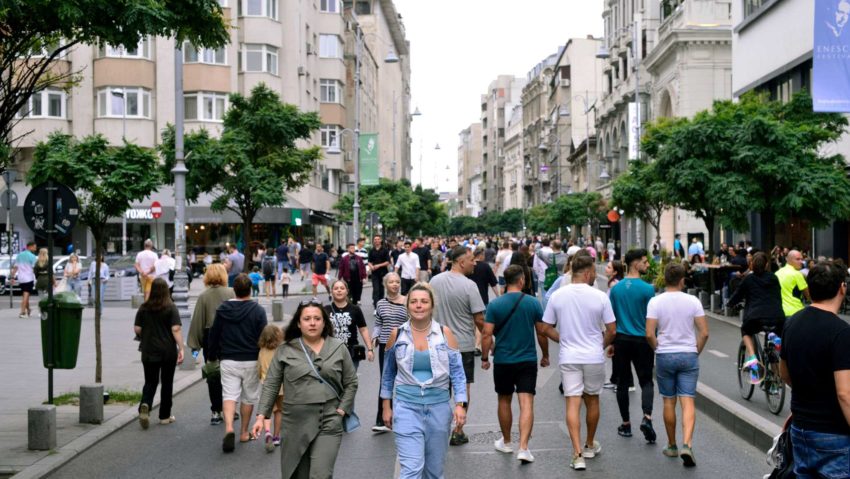 Sâmbătă, Calea Victoriei redevine pietonală la „Străzi Deschise – București, Promenadă Urbană”