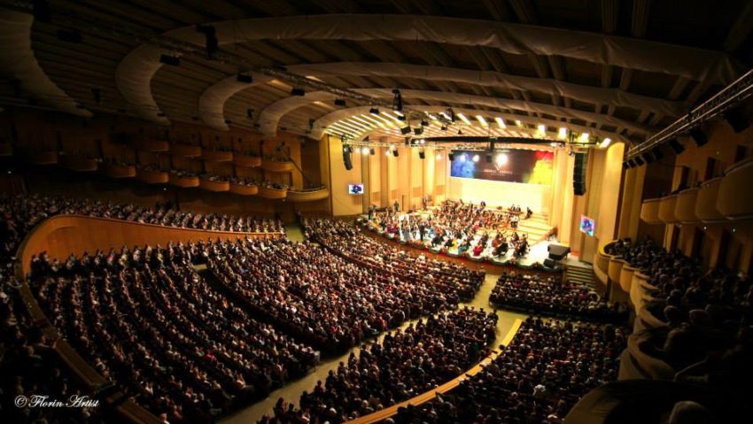 Festival Enescu 2023: Orchestra Română de Tineret, pe scena Sălii Palatului