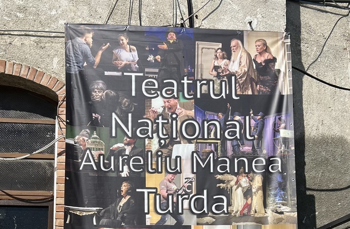 La Teatrul din Turda, toamnă bogată. Aniversări, turnee și premiere | AUDIO