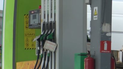 Staţia MOL din Roman, închisă de Protecția Consumatorului pentru că a vândut apă în loc de carburant