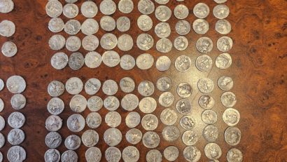Tezaur de peste 400 de monede din argint din perioada romană, descoperit la Șoimuș