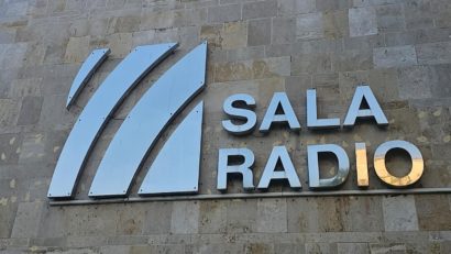 Hituri de Nat King Cole și Frank Sinatra, în interpretarea lui Adrian Nour la Sala Radio