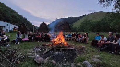 CLUJ: Tabără de sporturi montane pentru elevii Liceului Special pentru Deficienți de Vedere