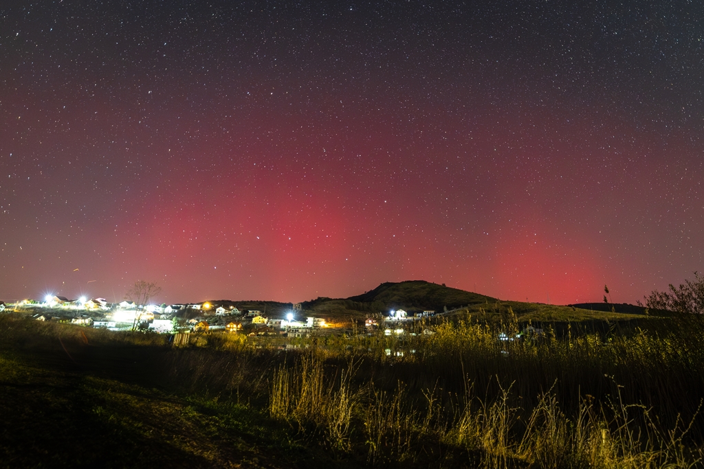 Aurora Boreală văzută la Chinteni, lângă Cluj-Napoca