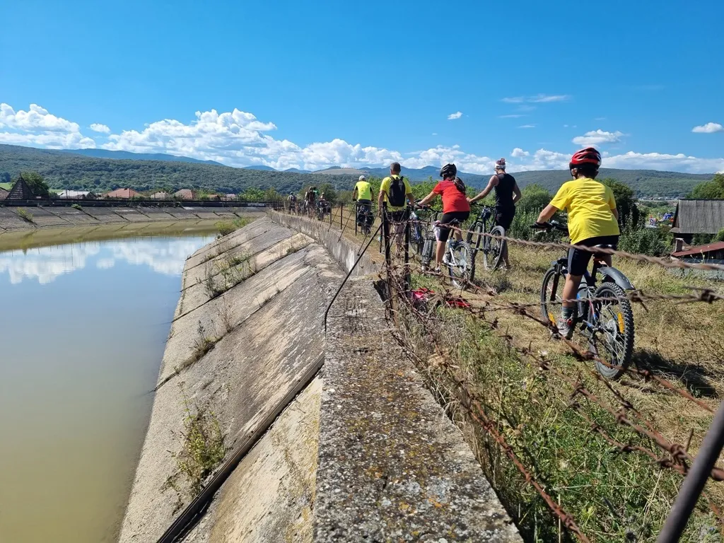 Hai la o tură cu bicicleta pe malurile Someșului!