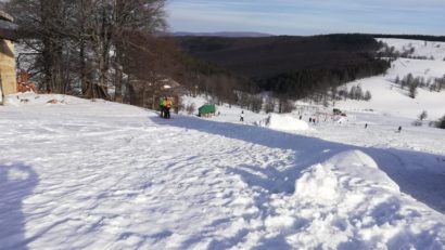 Vacanța continuă în stațiunile montane din Caraș-Severin