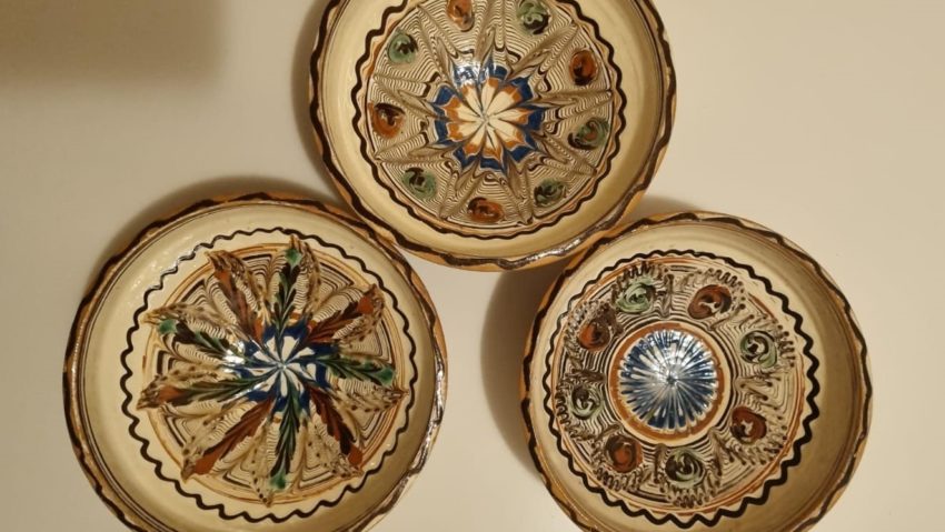 BRAȘOV: Cursuri de inițiere în tainele ceramicii de Horezu