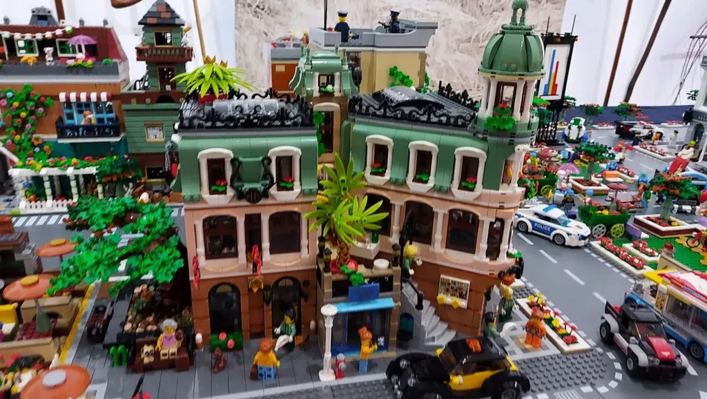 Expoziție de construcții LEGO, la Cluj-Napoca