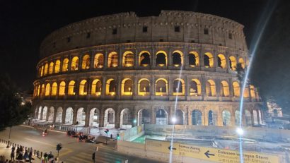 Tururi nocturne, prin Colosseumul din Roma