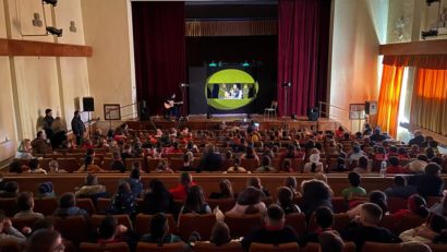 SIBIU: Premiera „Cu pietre în buzunar”, la Teatrul Naţional „Radu Stanca”
