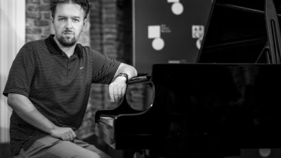 BRAȘOV: Pianistul Sebastian Spanache, la Chamber Jazz@Universitatea Transilvania