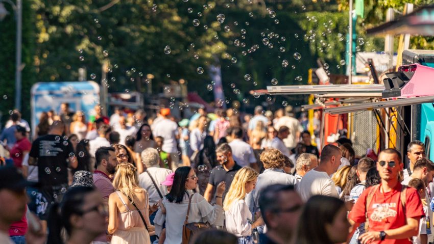 Nouă ediție a Bucharest Streed Food Festival, în rondul de pe Bulevardul Kiseleff