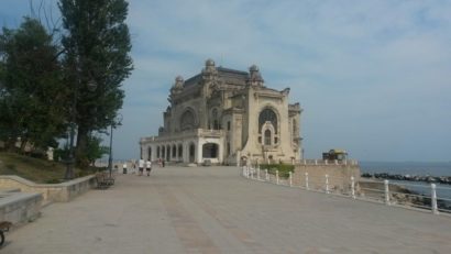 „Povești din lumea Cazinoului”, lansare de volum la Muzeul de Artă Constanța