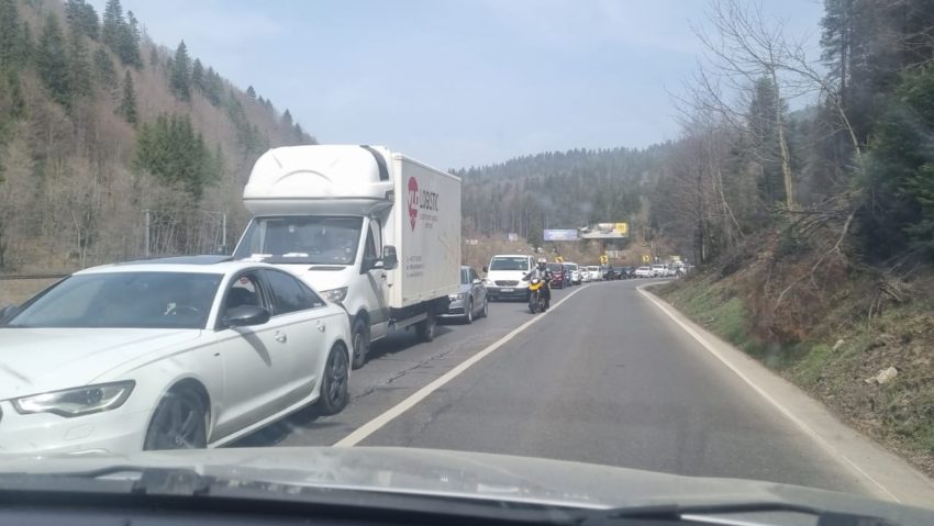 Trafic aglomerat pe DN1, între Bușteni și Predeal