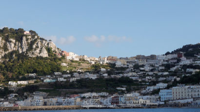 Italienii nu mai au loc de turişti pe insula Capri