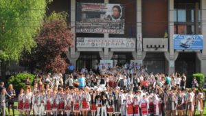 Târgu Jiu: Festivalul Jocului și Portului Gorjenesc pentru Tineret „Liviu Dafinescu”