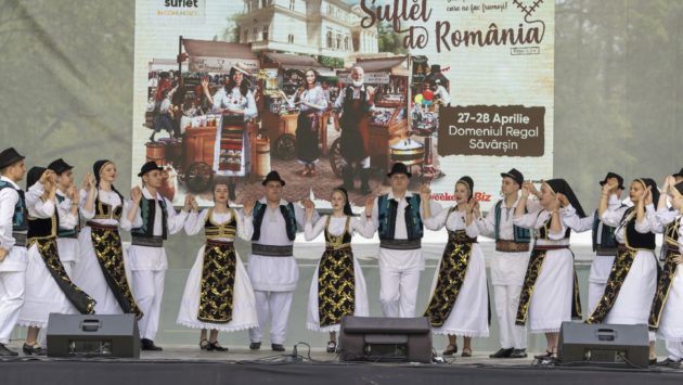 Festivalul „Suflet de România”, pe Domeniul Regal de la Săvârșin | GALERIE FOTO