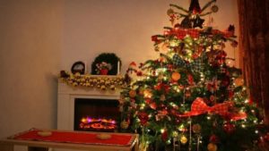 Obiceiuri de Crăciun: Împodobirea bradului