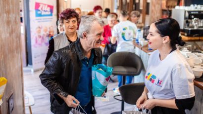 Programul „Zile cu Sens” aduce mișcarea si dansul în viața seniorilor