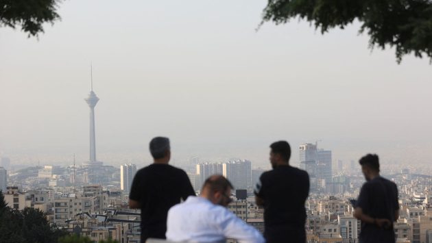 După atacurile israeliene, MAE le recomandă românilor să părăsească Iranul