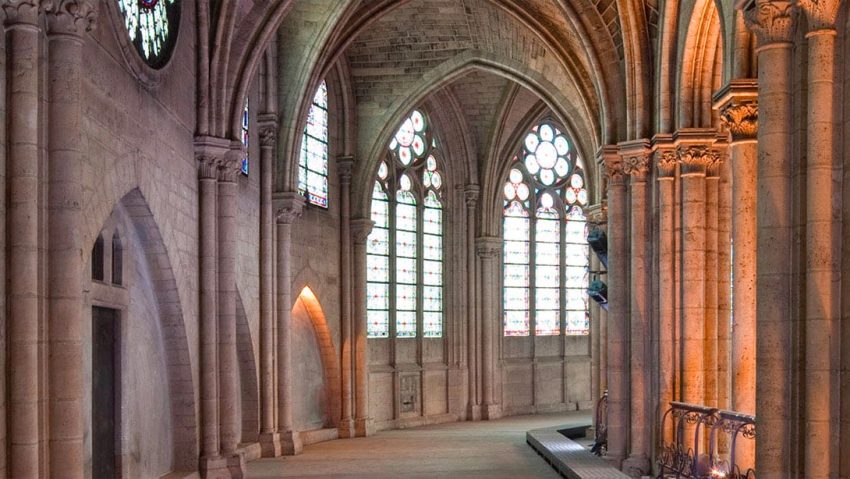 Notre-Dame devine cel mai vizitat monument din Franța Notre-Dame devine cel mai vizitat monument din Franța