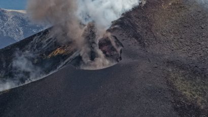 Vulcanul Etna a erupt din nou!