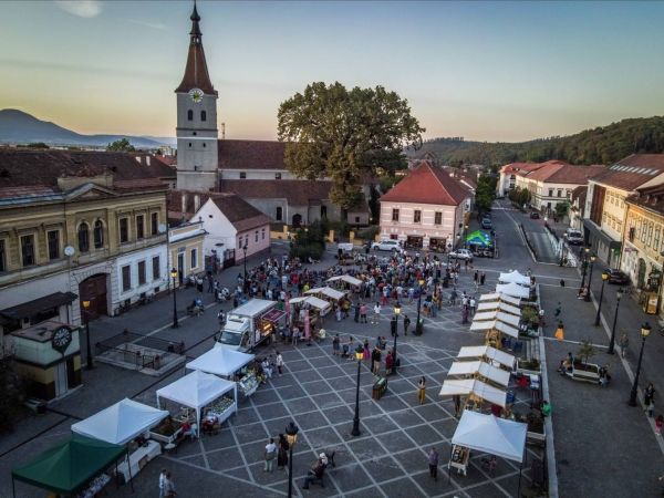 BRAȘOV: Două târguri în luna august, la Râșnov