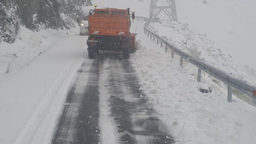 Iarnă autentică pe Transfăgărășan