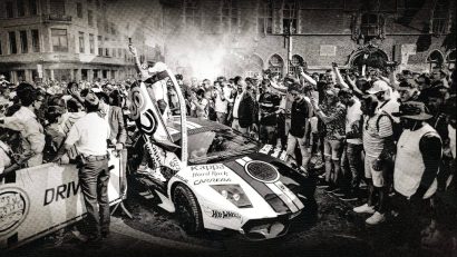 CRAIOVA: Raliul Gumball 3000, un spectacol cu super-maşini şi superstaruri