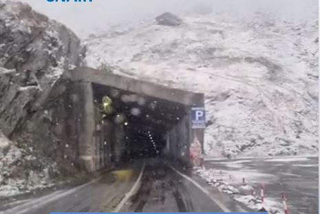 Prima ninsoare din acest sezon pe Transfăgărășan! Prima ninsoare din acest sezon pe Transfăgărășan!