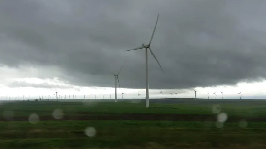 ANM: Informare meteo de vreme rece și precipitații, în toată țara, până pe 2 octombrie