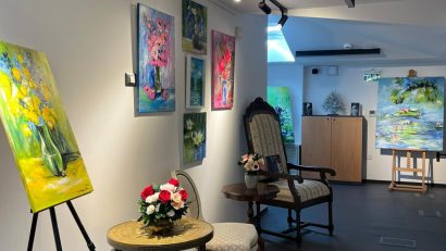 Craiova celebrează eleganța Reginei Maria prin expoziția „Royal”
