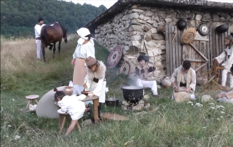 „Sub stânca nemuririi”, la Peştera Polovragi „Sub stânca nemuririi”, la Peştera Polovragi