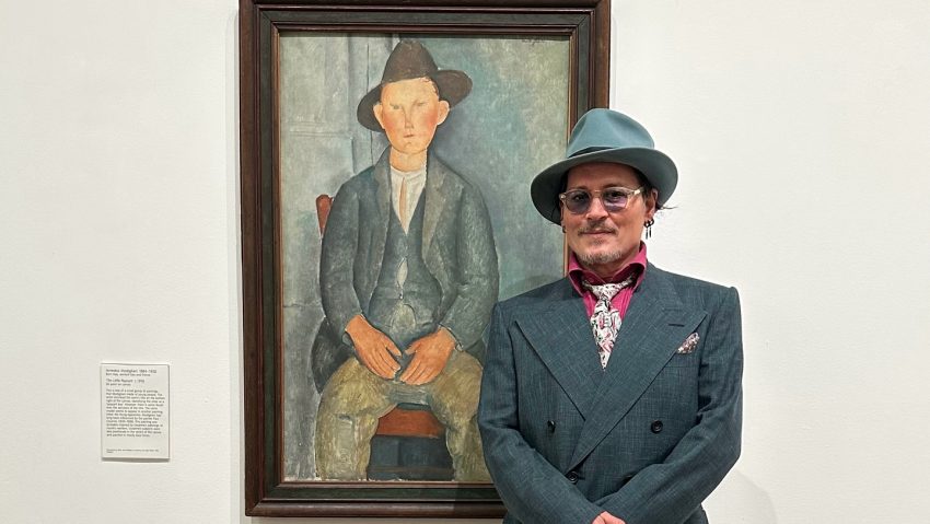 Johnny Depp se va întoarce la Hollywood în rolul lui Ebenezer Scrooge Johnny Depp se va întoarce la Hollywood în rolul lui Ebenezer Scrooge